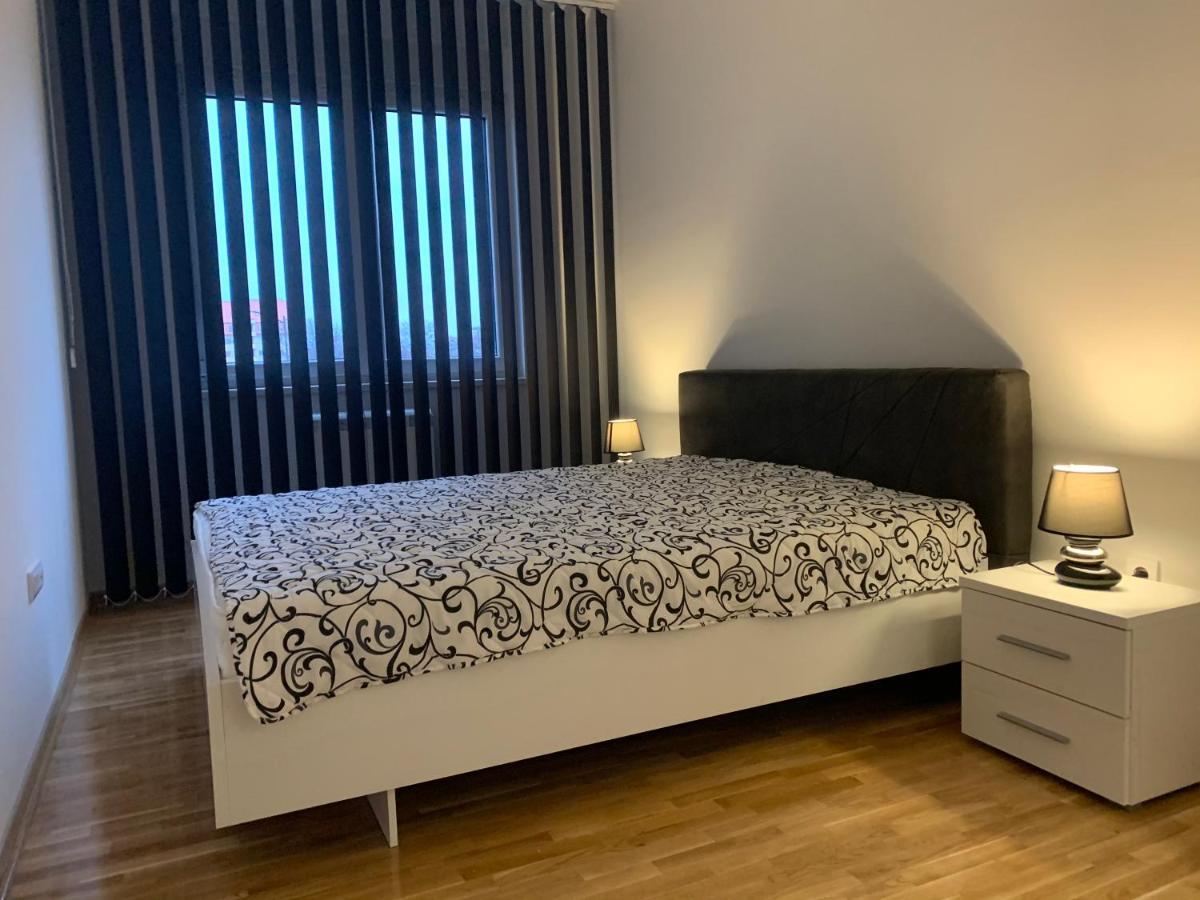 Royal Residence Apartmani Pancevo Exterior photo