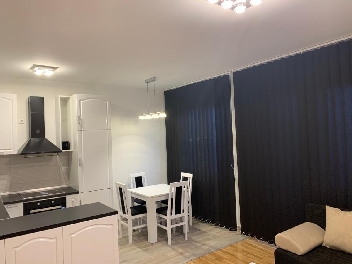 Royal Residence Apartmani Pancevo Exterior photo